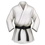 martial-arts-uniform Emoji apple