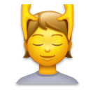 Persona che riceve un massaggio alla testa Emoji LG
